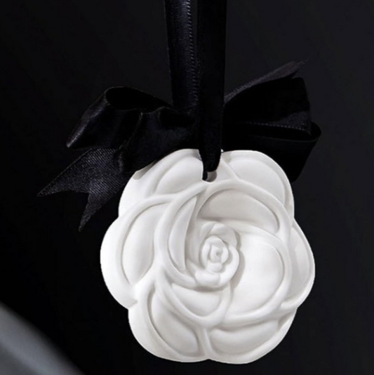 Scented Camellia Medallion